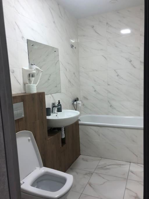 Apartment On Zarwanska Street Kamianets-Podilsky Extérieur photo
